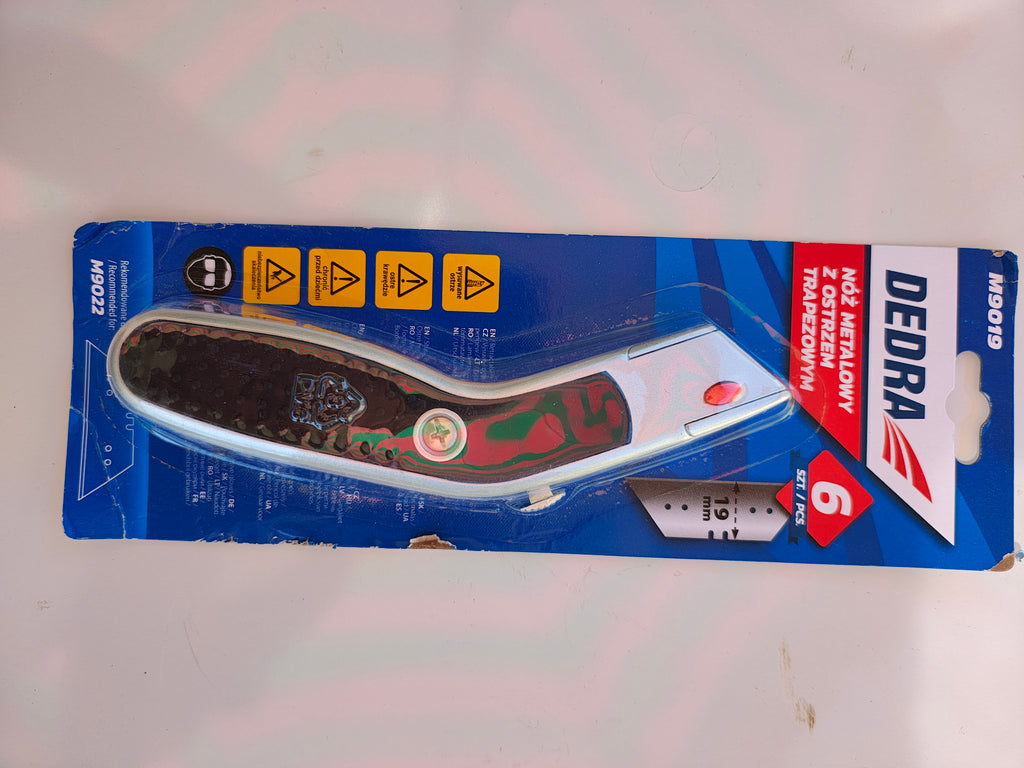 DEDRA M9019 couteau cutter NEUF